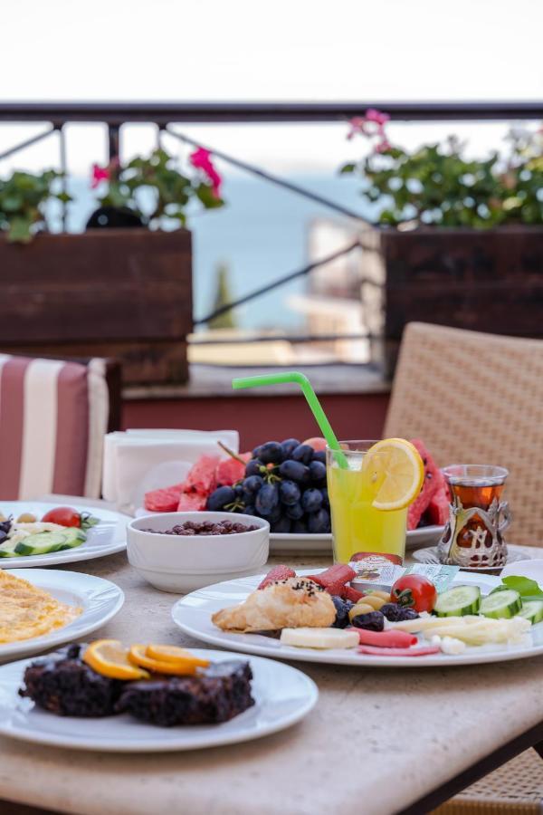 Sebnem Hotel Истанбул Екстериор снимка