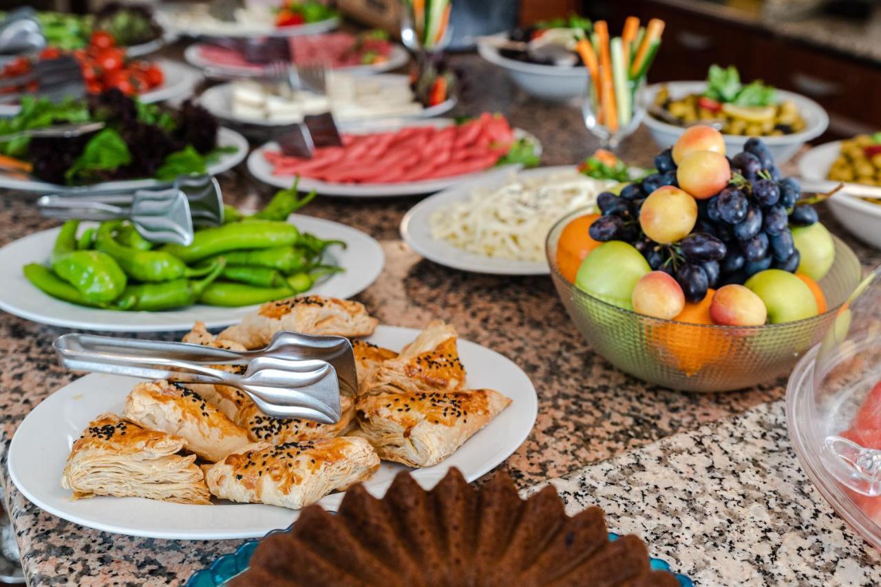 Sebnem Hotel Истанбул Екстериор снимка